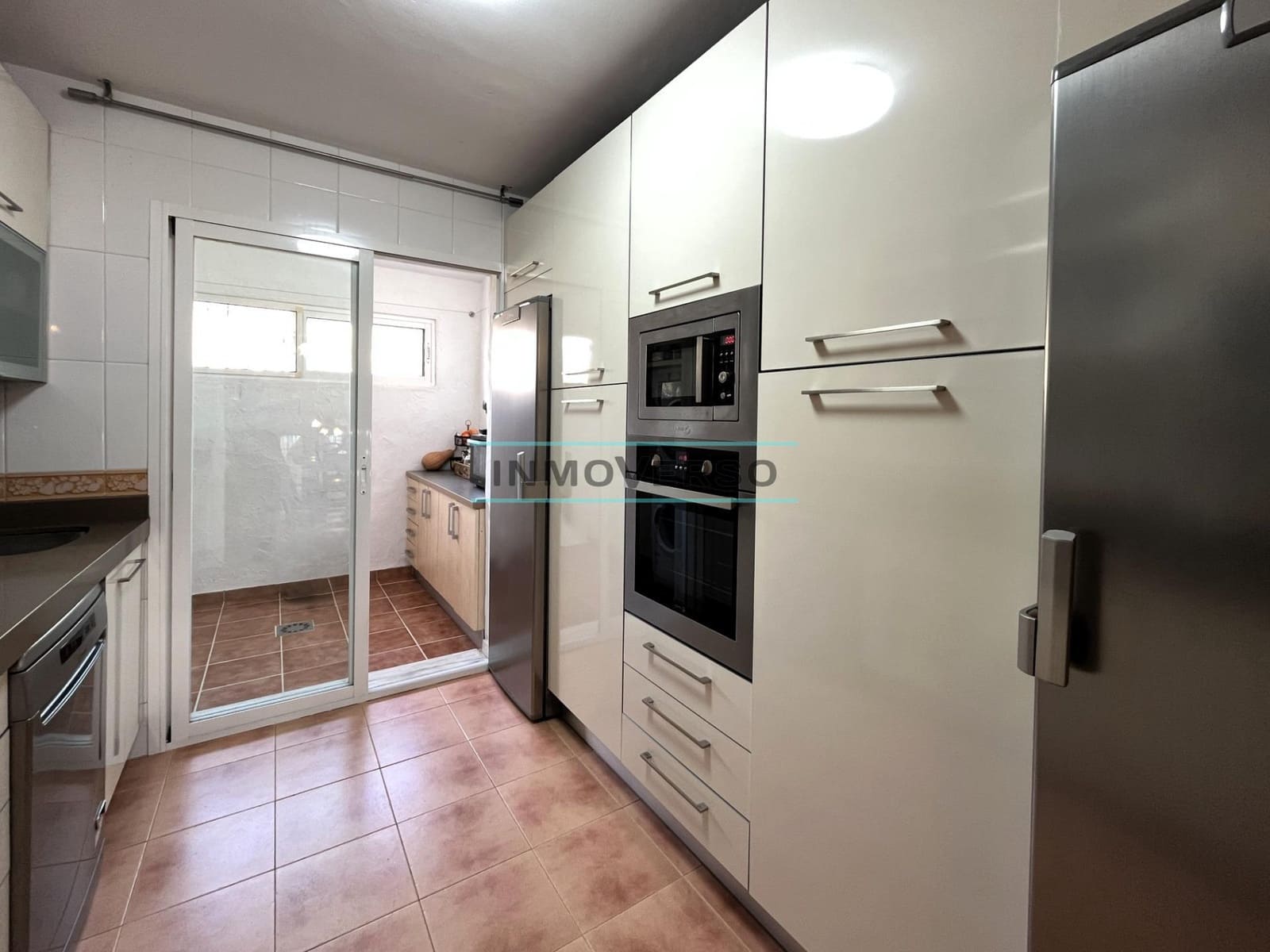 3 soveværelse Rækkehus til salg i Chilches med swimmingpool garage - € 465.000 (Ref: 9924590)