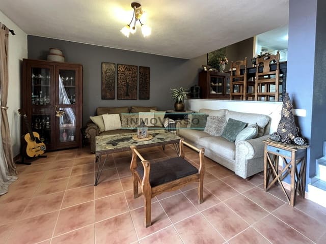 3 soveværelse Rækkehus til salg i Chilches, Vélez-Málaga med swimmingpool garage - € 465.000 (Ref: 9924590)