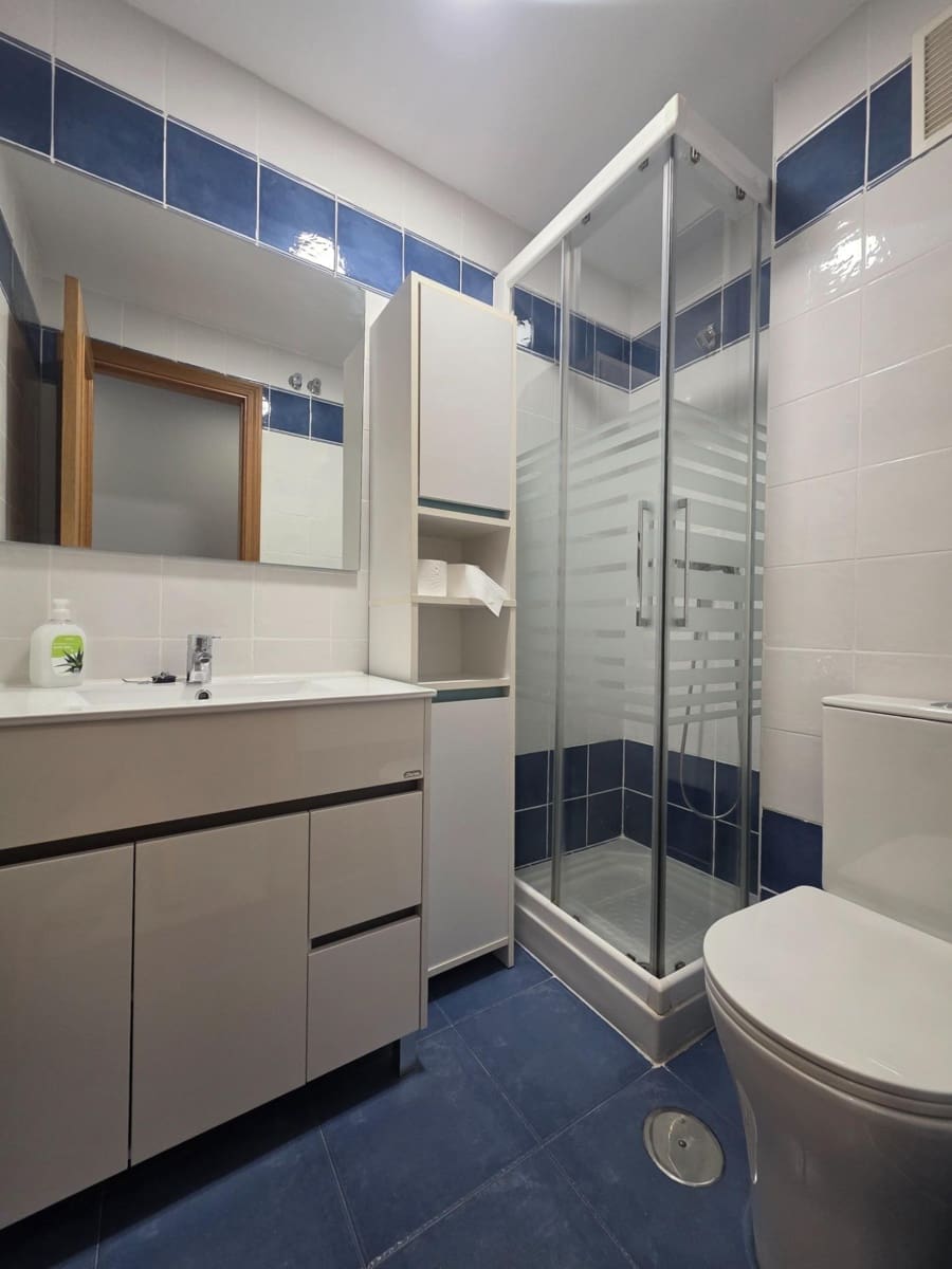 2 Zimmer Wohnung zu vermieten in Caleta de Velez mit Pool Garage - 1.200 € (Ref: 9934170)