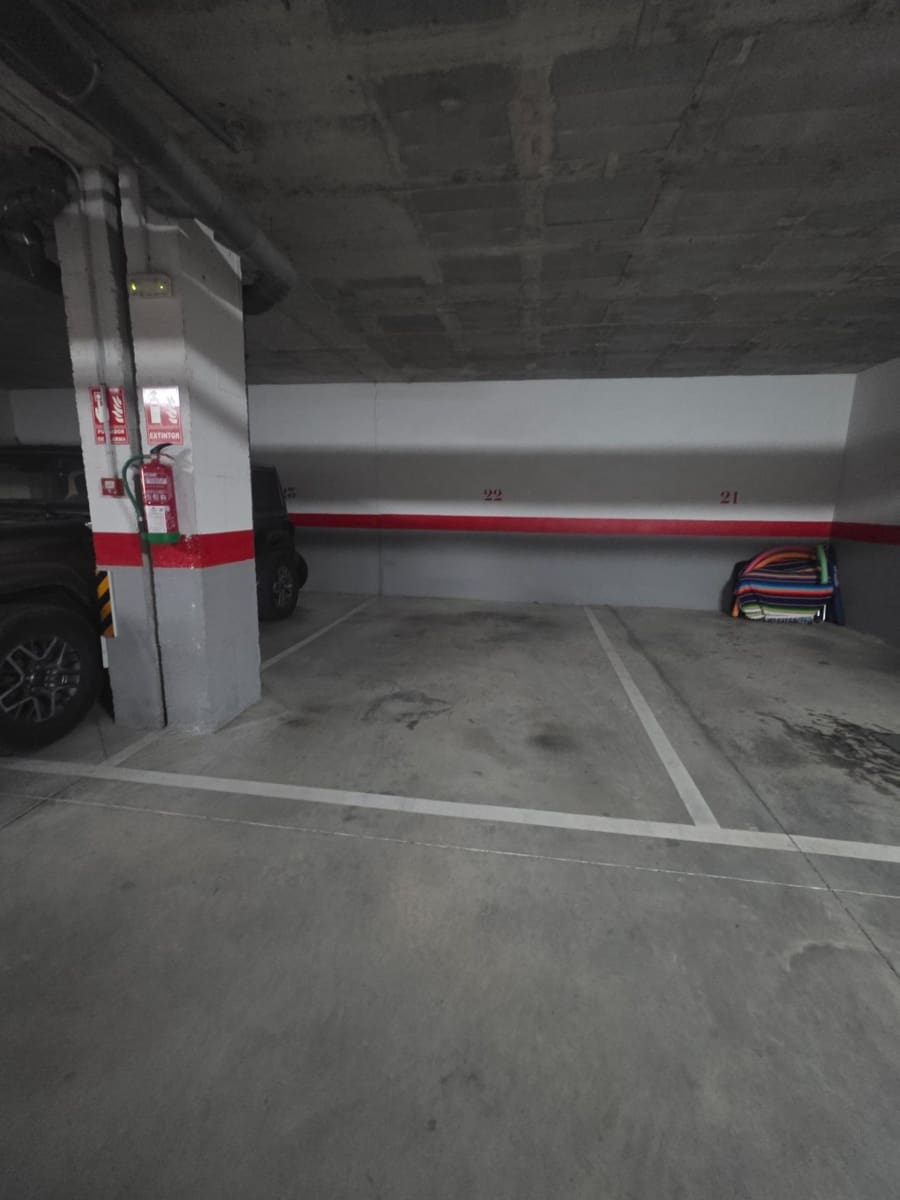 2 Zimmer Wohnung zu vermieten in Caleta de Velez mit Pool Garage - 1.200 € (Ref: 9934170)