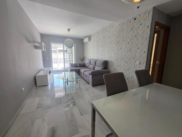 2 Zimmer Wohnung zu vermieten in Caleta de Vélez, Vélez-Málaga mit Pool Garage - 1.200 € (Ref: 9934170)