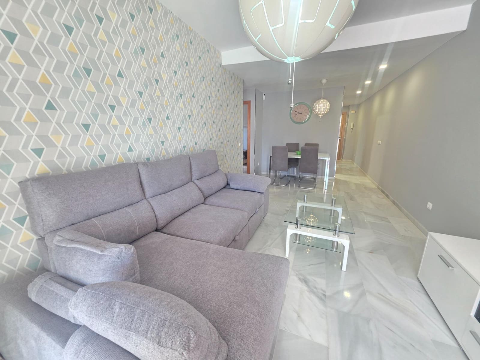 2 Zimmer Wohnung zu vermieten in Caleta de Velez mit Pool Garage - 1.200 € (Ref: 9934170)