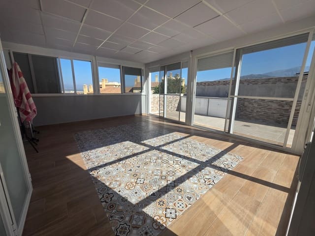 2 Zimmer Wohnung zu vermieten in Caleta de Vélez, Vélez-Málaga mit Pool Garage - 1.200 € (Ref: 9934170)