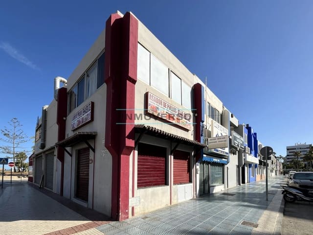 Commercieel te koop in Vélez-Málaga - € 165.000 (Ref: 9952596)