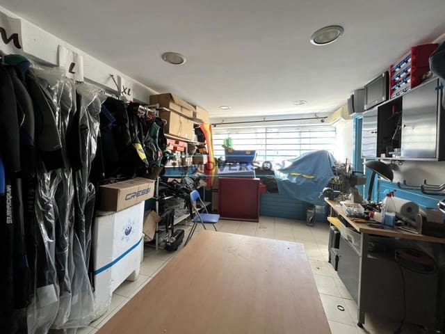 Commercieel te koop in Vélez-Málaga - € 165.000 (Ref: 9952596)