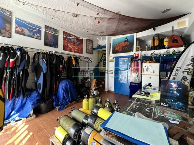 Commercieel te koop in Vélez-Málaga - € 165.000 (Ref: 9952596)