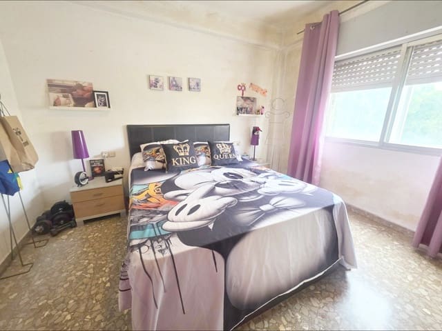 4 soverom Leilighet til salgs i La Aurora, Málaga by - € 300 000 (Ref: 9975394)