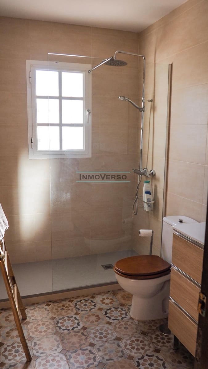 Pareado de 4 habitaciones en La Cala del Moral en alquiler vacacional con piscina - 1.500 € (Ref: 9984974)
