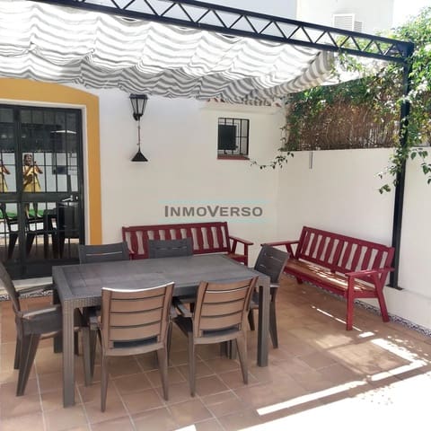 Pareado de 4 habitaciones en La Cala del Moral, Rincón de la Victoria en alquiler vacacional con piscina - 1.500 € (Ref: 9984974)