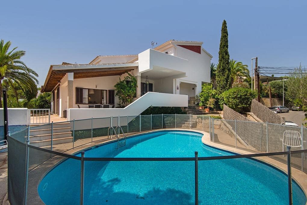 4 soveværelse Villa til salg i L'Arenal / S'Arenal med swimmingpool - € 1.700.000 (Ref: 7759966)