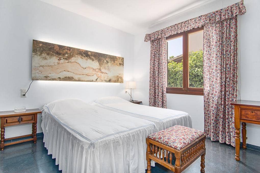 4 soveværelse Villa til salg i L'Arenal / S'Arenal med swimmingpool - € 1.700.000 (Ref: 7759966)