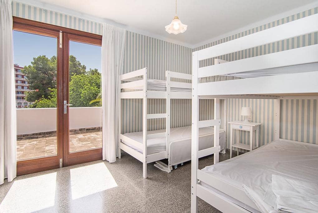 4 soveværelse Villa til salg i L'Arenal / S'Arenal med swimmingpool - € 1.700.000 (Ref: 7759966)