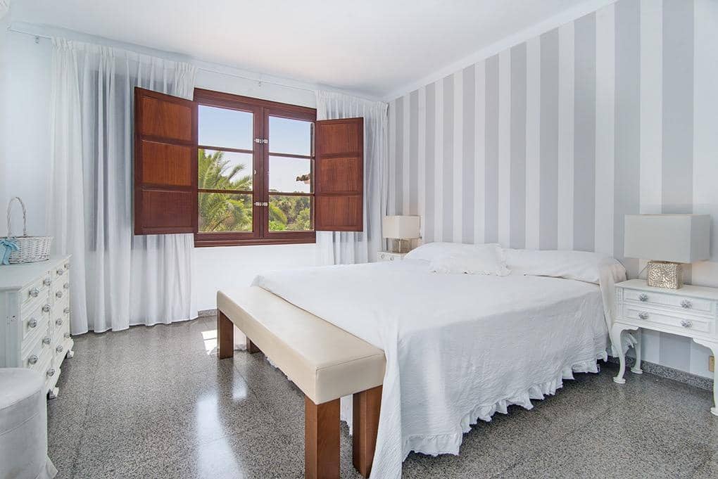 4 soveværelse Villa til salg i L'Arenal / S'Arenal med swimmingpool - € 1.700.000 (Ref: 7759966)