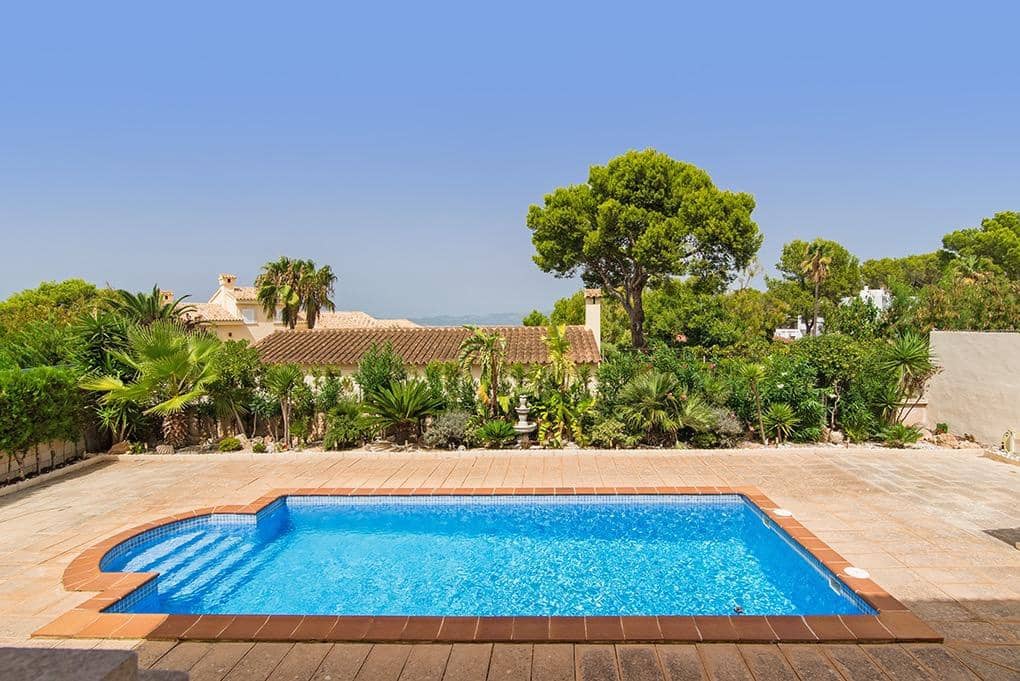 3 soveværelse Villa til salg i Badia Gran med swimmingpool garage - € 1.390.000 (Ref: 7776316)