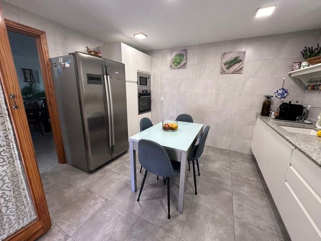 4 soveværelse Penthouse til salg i Llucmajor - € 750.000 (Ref: 8321255)