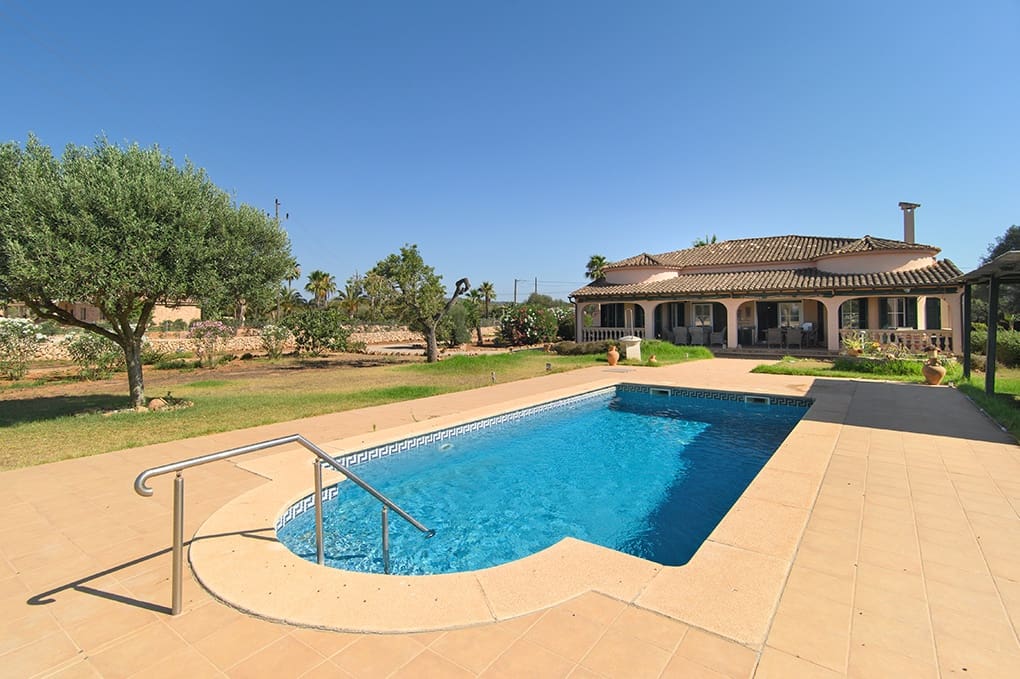 2 sypialnia Willa na sprzedaż w Llucmajor z basenem - 1 100 000 € (Ref: 8431167)