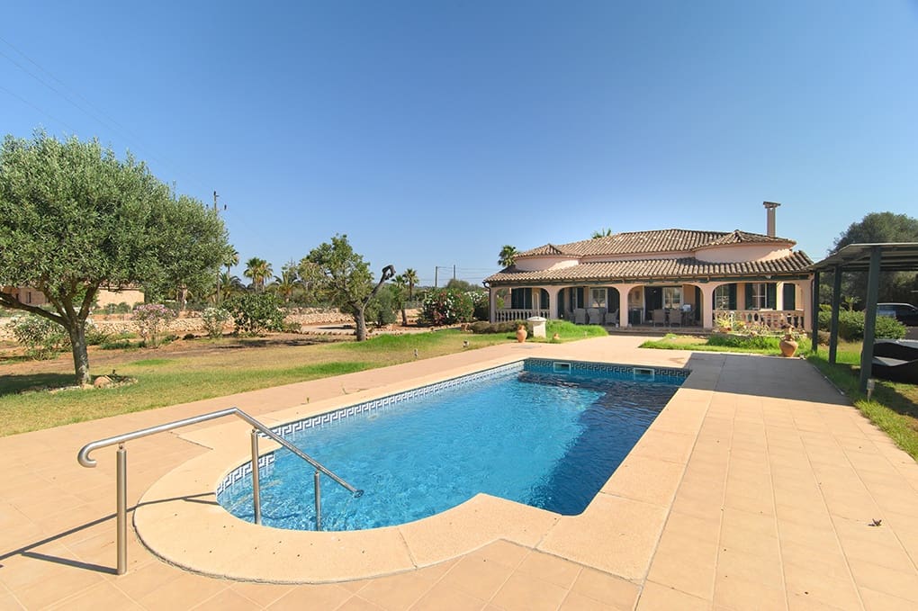 2 sypialnia Willa na sprzedaż w Llucmajor z basenem - 1 100 000 € (Ref: 8431167)