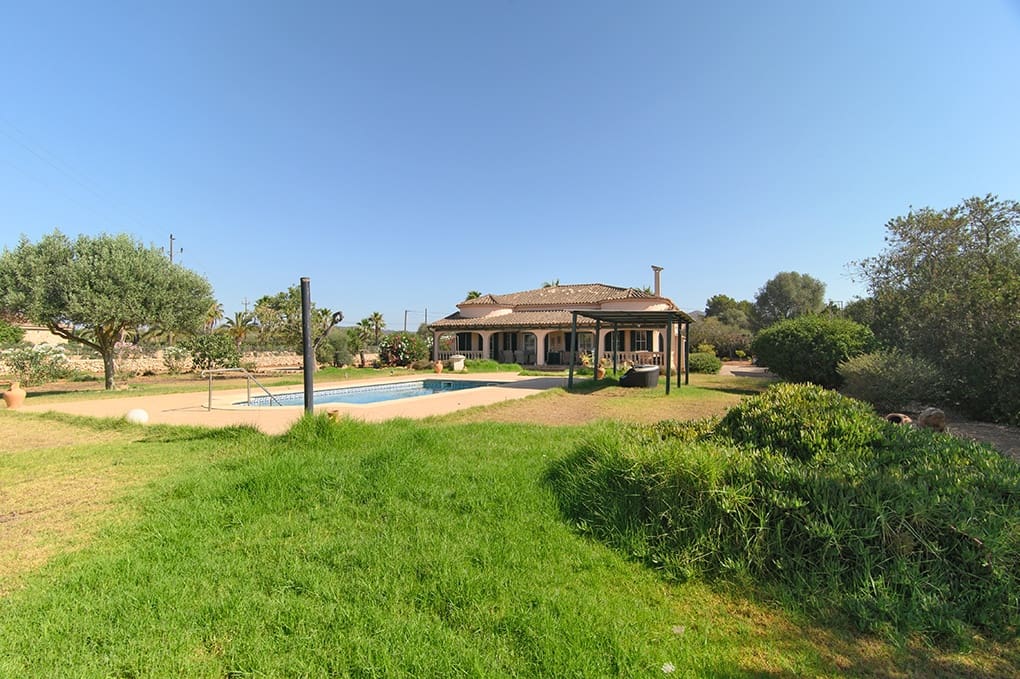 2 sypialnia Willa na sprzedaż w Llucmajor z basenem - 1 100 000 € (Ref: 8431167)