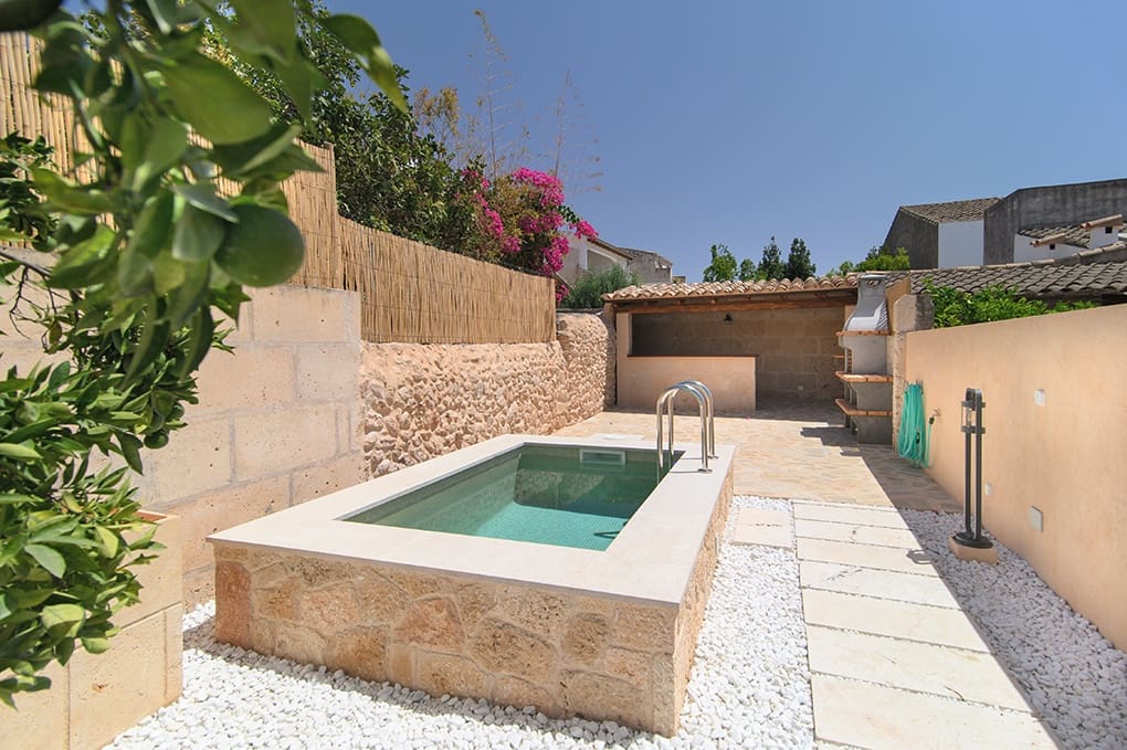 5 bedroom Townhouse for sale in Llucmajor with pool - € 840,000 (Ref: 8458833)