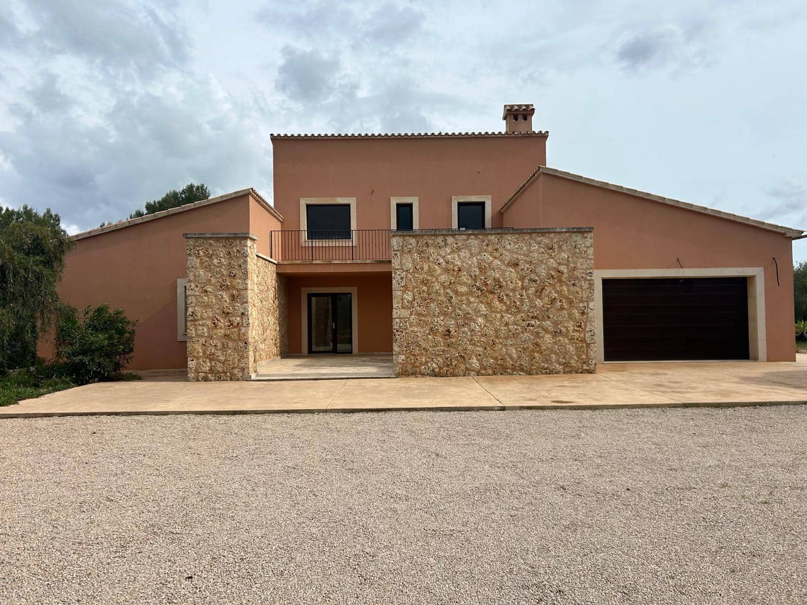 3 soverom Villa til salgs i Algaida med svømmebasseng garasje - € 1 395 000 (Ref: 8552909)