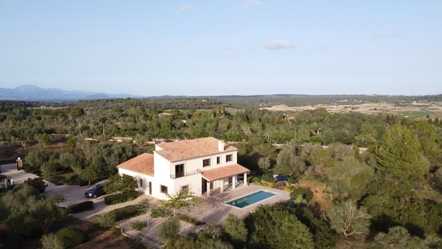 4 soveværelse Finca/Landehus til salg i Algaida - € 1.598.000 (Ref: 8655605)