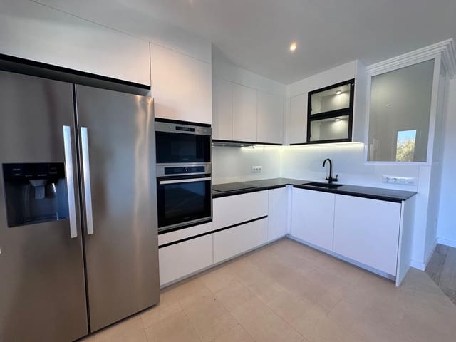 2 sypialnia Apartament na sprzedaż w Santa Ponsa, Calvià z basenem - 597 000 € (Ref: 8909726)