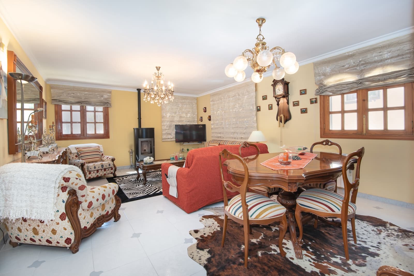 5 soveværelse Villa til salg i Badia Blava med swimmingpool - € 965.000 (Ref: 8952844)