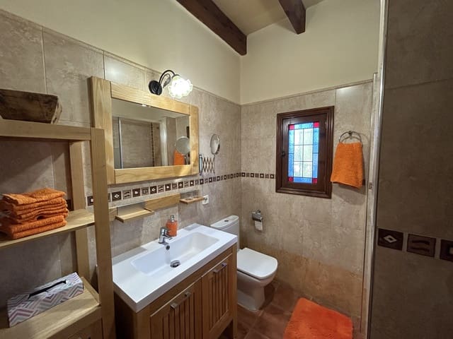 2 slaapkamer Finca/Landhuis te koop in Llucmajor met zwembad garage - € 749.000 (Ref: 9377954)