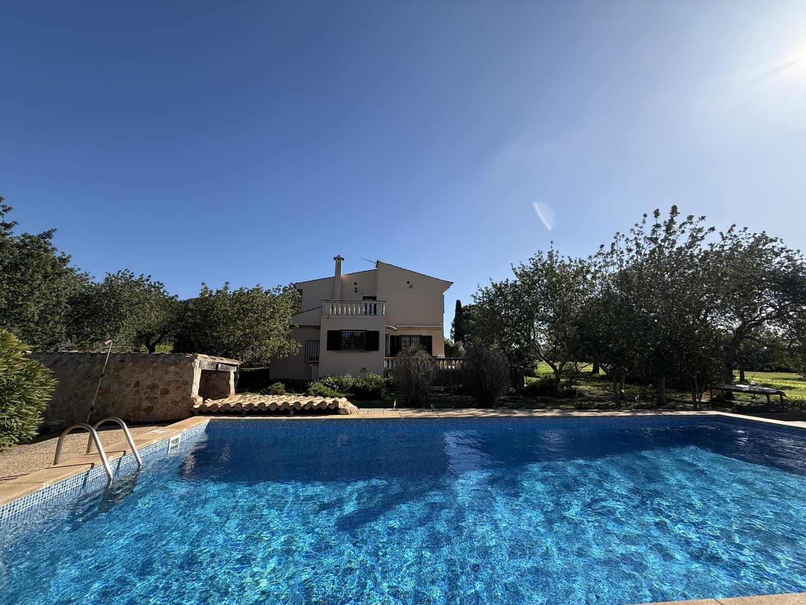 3 sypialnia Finka/Dom wiejski na sprzedaż w Llucmajor z basenem garażem - 1 500 000 € (Ref: 9606342)