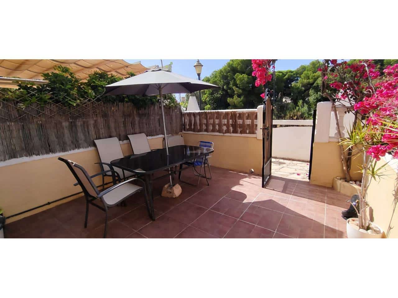 3 bedroom Bungalow for sale in El Campello with pool - € 225,000 (Ref: 10010083)
