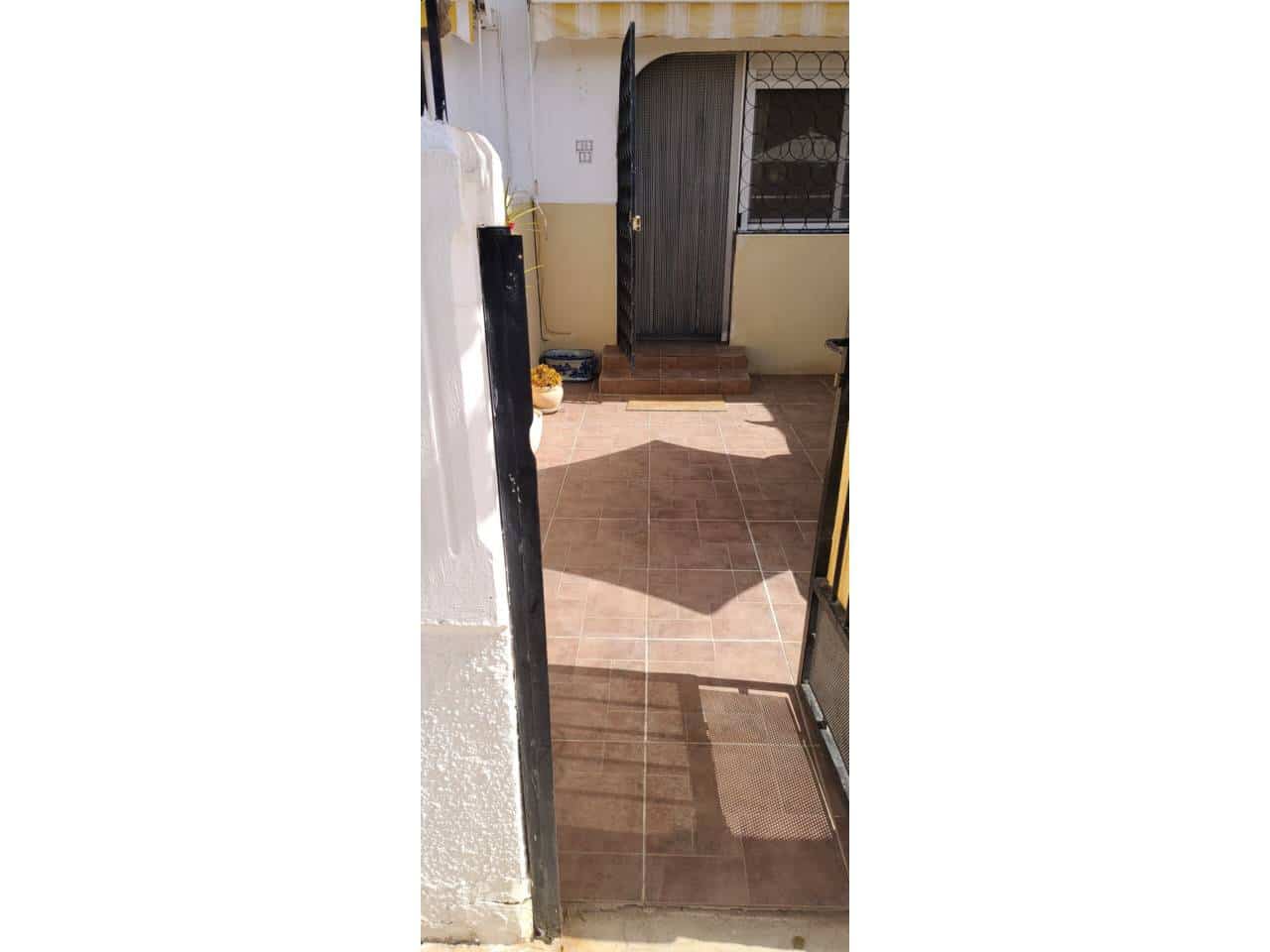3 bedroom Bungalow for sale in El Campello with pool - € 225,000 (Ref: 10010083)