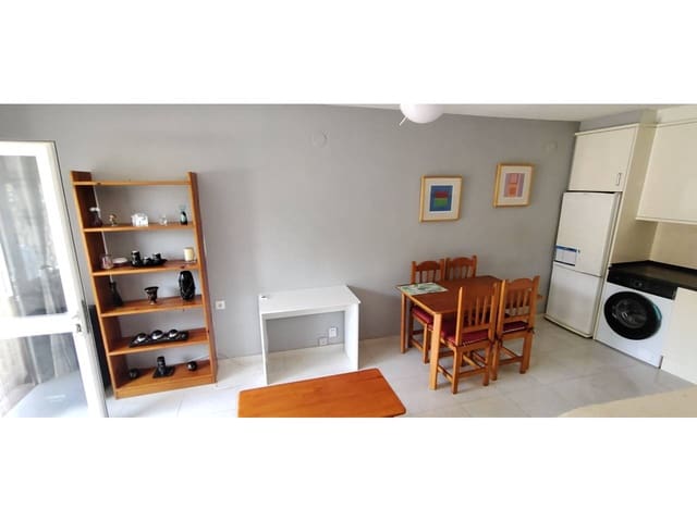 3 soveværelse Bungalow til salg i El Campello med swimmingpool - € 225.000 (Ref: 10010083)