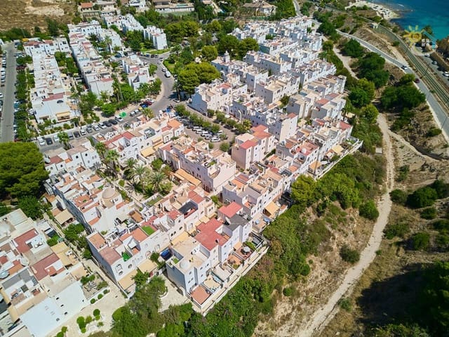 3 sypialnia Bungalow na sprzedaż w El Campello z basenem - 225 000 € (Ref: 10010083)