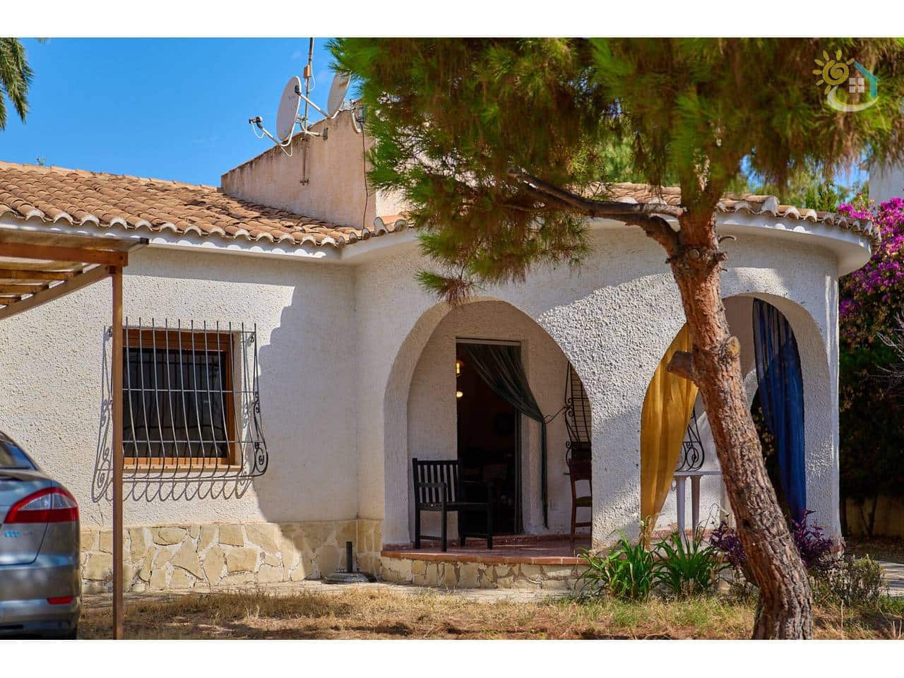 3 Zimmer Reihenhaus zu verkaufen in El Campello mit Garage - 449.950 € (Ref: 10019996)