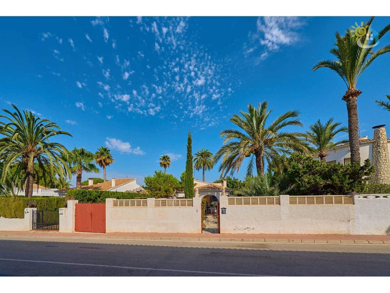 3 Zimmer Reihenhaus zu verkaufen in El Campello mit Garage - 449.950 € (Ref: 10019996)