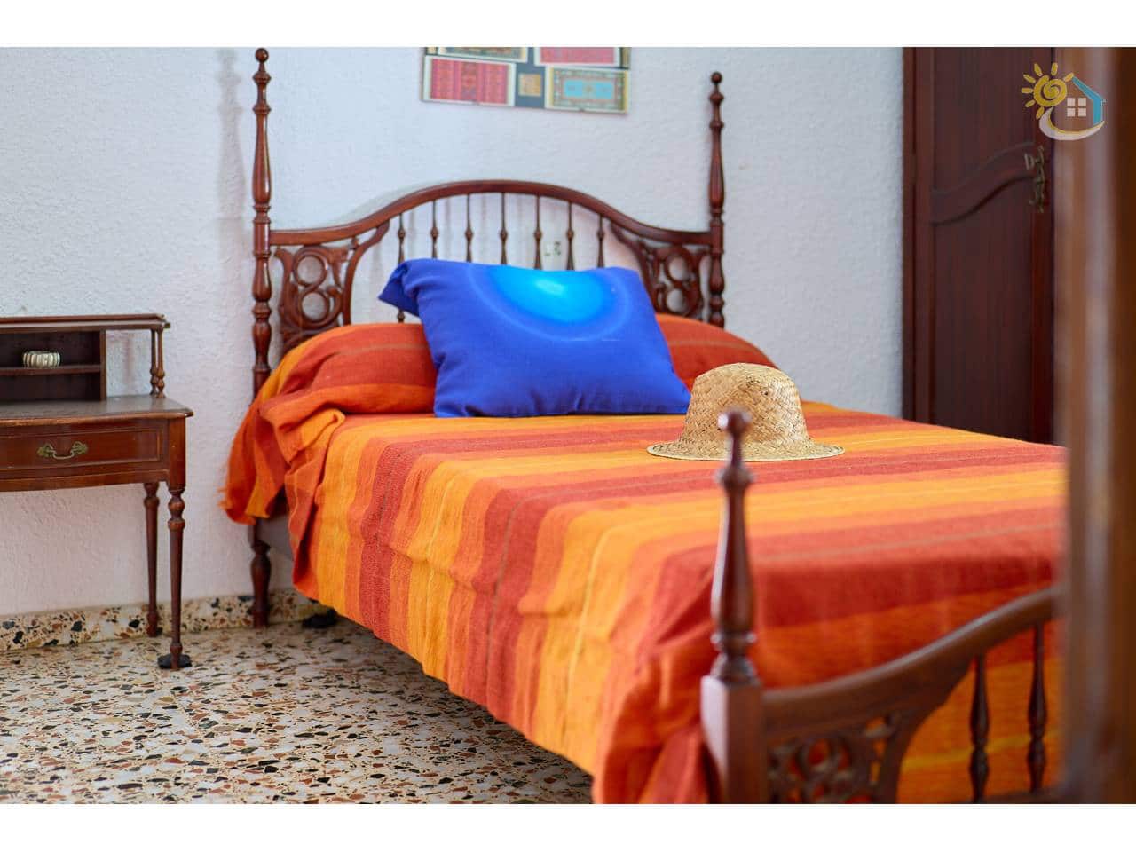 3 Zimmer Reihenhaus zu verkaufen in El Campello mit Garage - 449.950 € (Ref: 10019996)