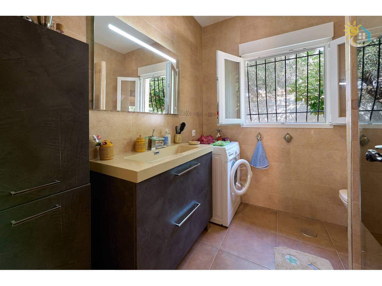 3 Zimmer Reihenhaus zu verkaufen in El Campello mit Garage - 449.950 € (Ref: 10019996)