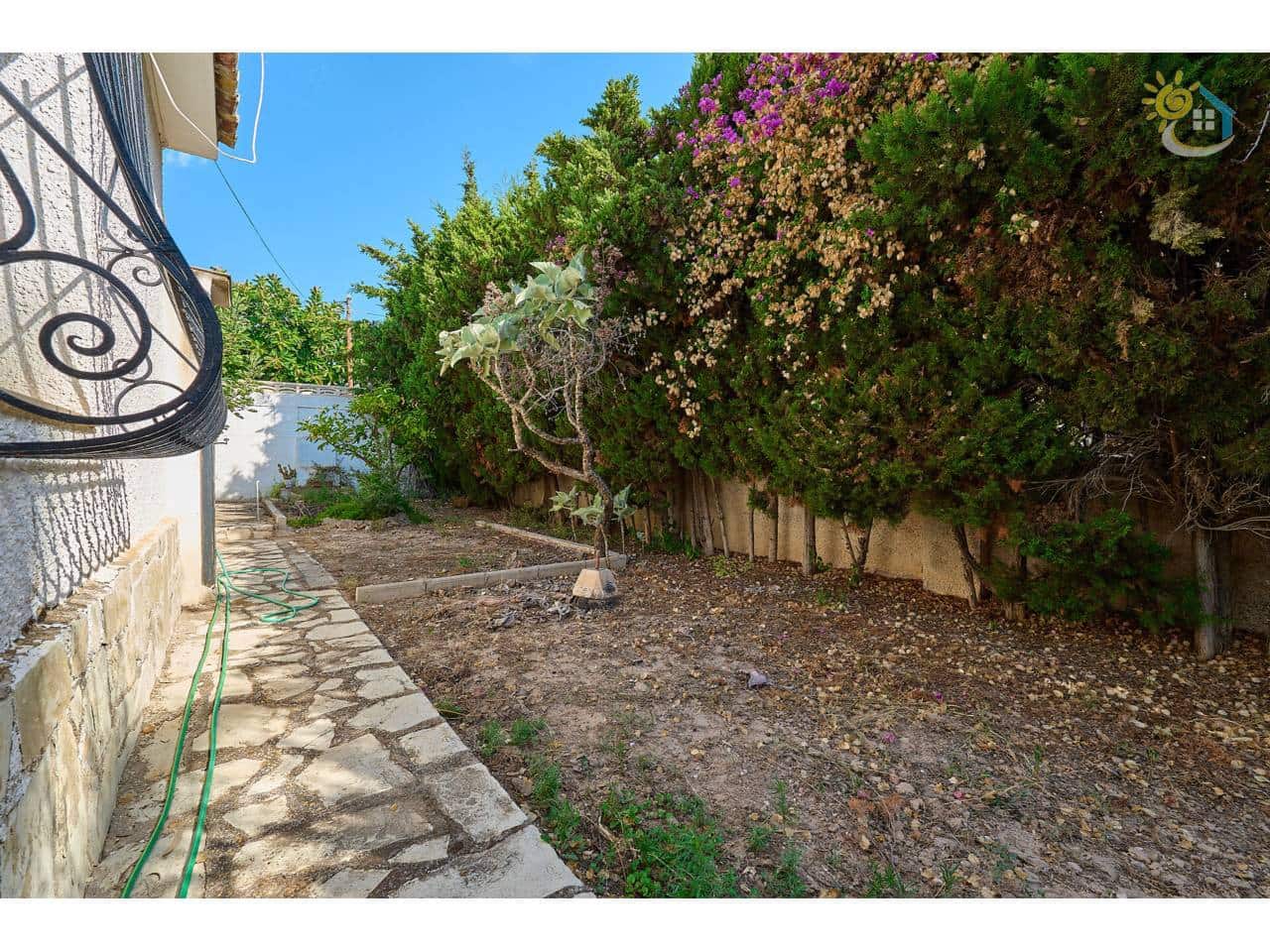 3 Zimmer Reihenhaus zu verkaufen in El Campello mit Garage - 449.950 € (Ref: 10019996)