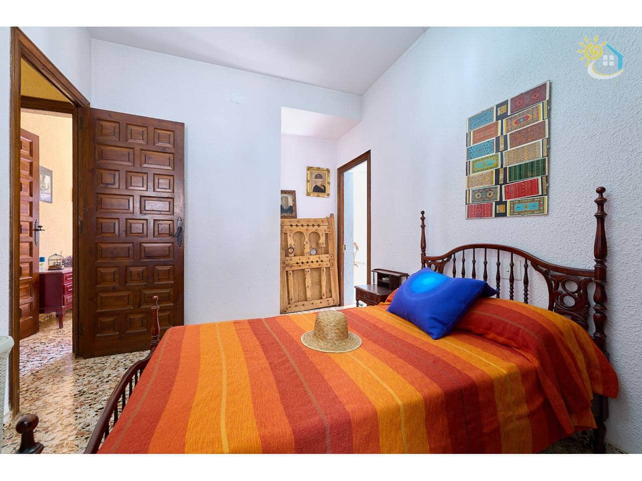3 Zimmer Reihenhaus zu verkaufen in El Campello mit Garage - 449.950 € (Ref: 10019996)