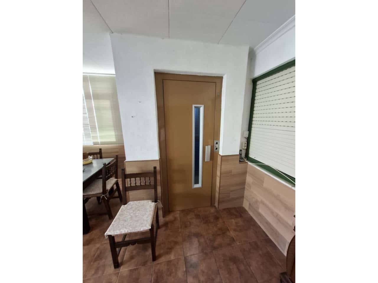 3 soveværelse Byhus til leje i El Campello med garage - € 2.000 (Ref: 10019997)