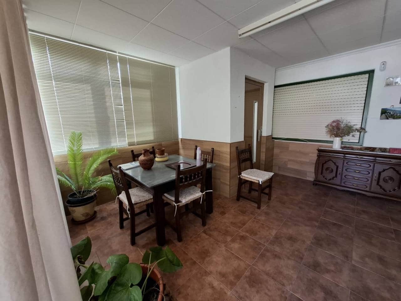 3 soveværelse Byhus til leje i El Campello med garage - € 2.000 (Ref: 10019997)