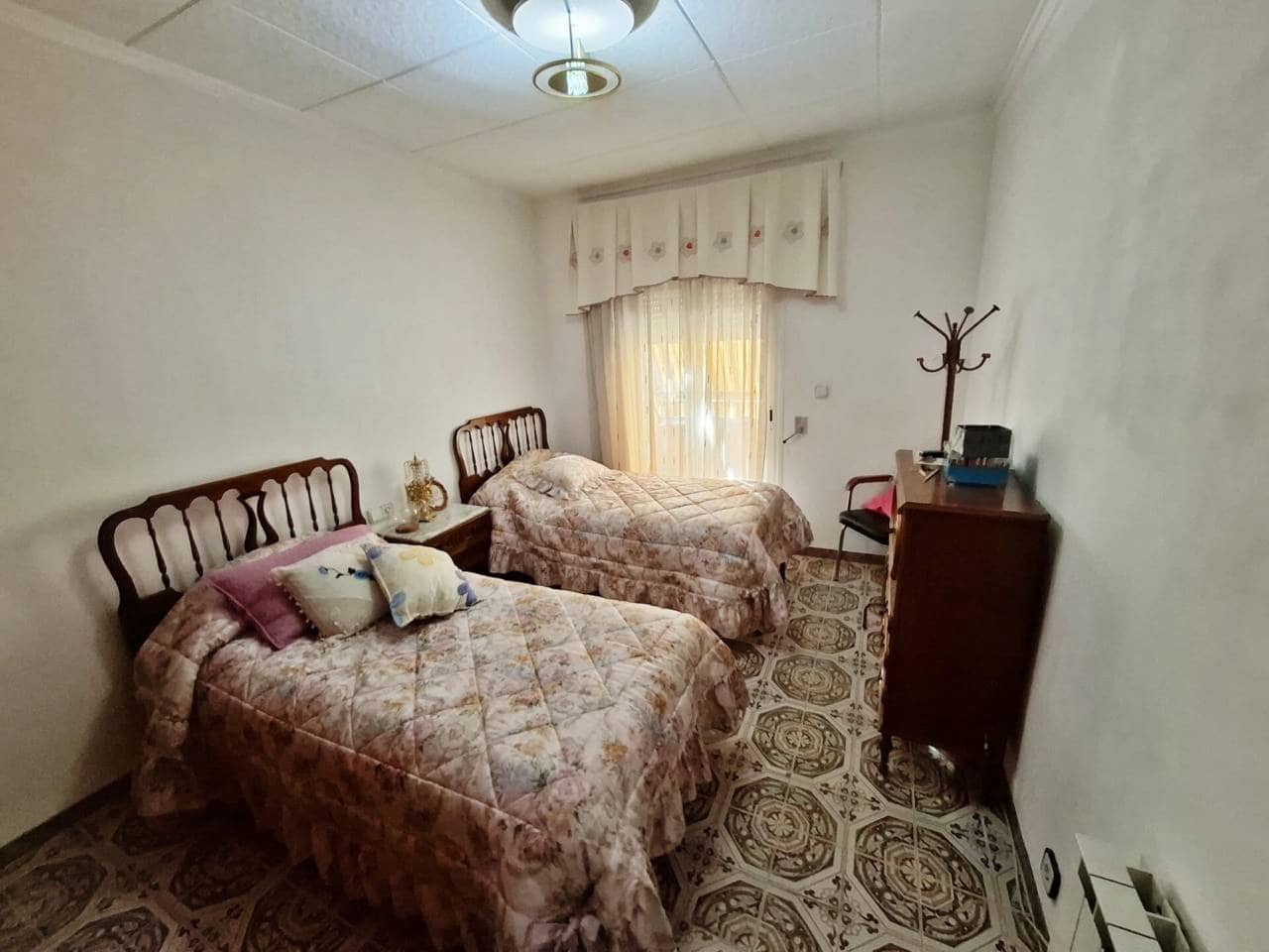 3 soveværelse Byhus til leje i El Campello med garage - € 2.000 (Ref: 10019997)