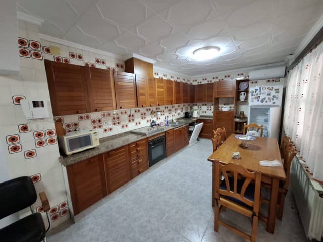 Maison de Ville de 3 chambres à louer à El Campello avec garage - 2 000 € (Ref: 10019997)