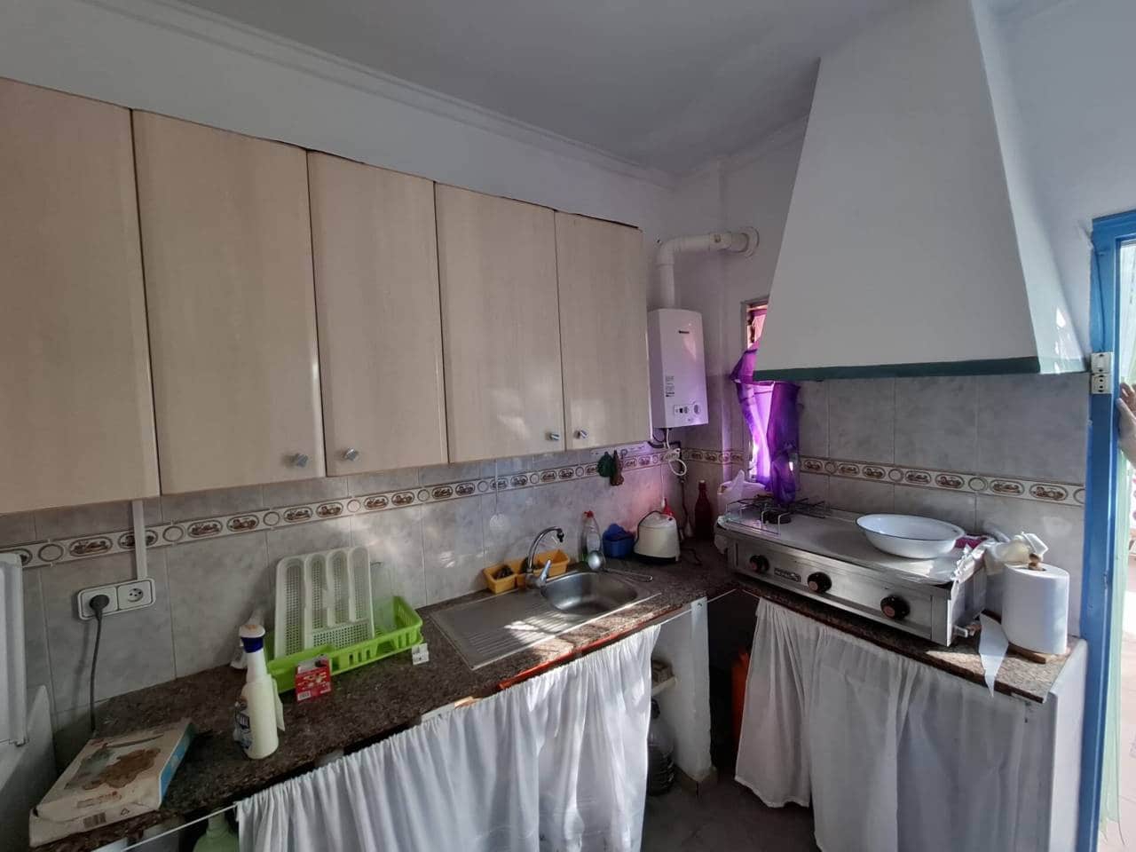 3 soveværelse Byhus til leje i El Campello med garage - € 2.000 (Ref: 10019997)