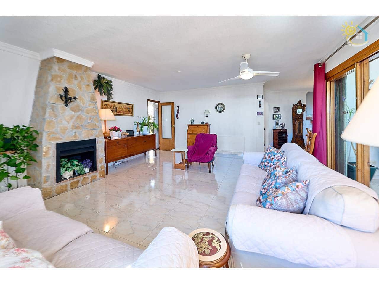 4 slaapkamer Villa te koop in El Campello met zwembad garage - € 650.000 (Ref: 10085341)