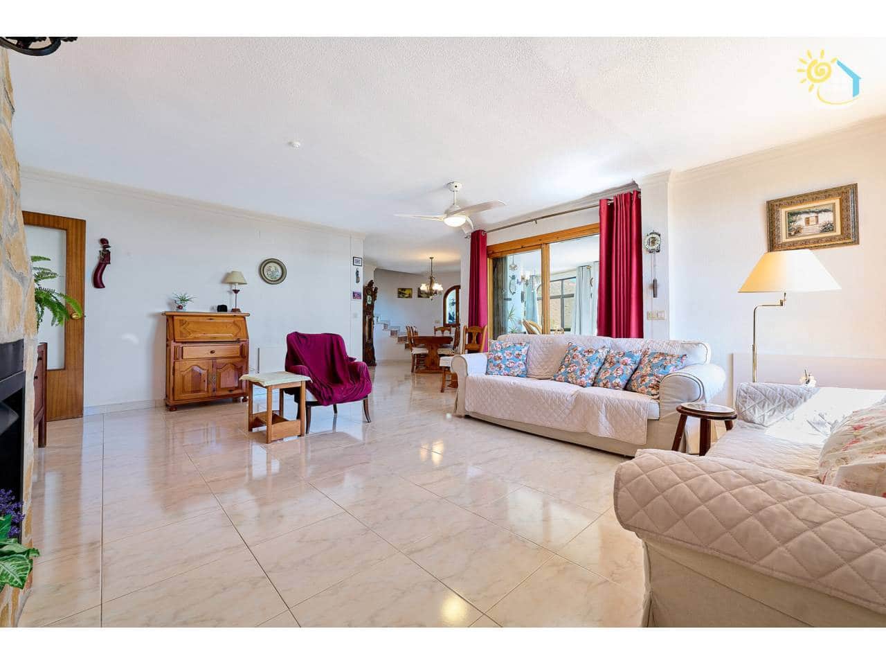 4 slaapkamer Villa te koop in El Campello met zwembad garage - € 650.000 (Ref: 10085341)