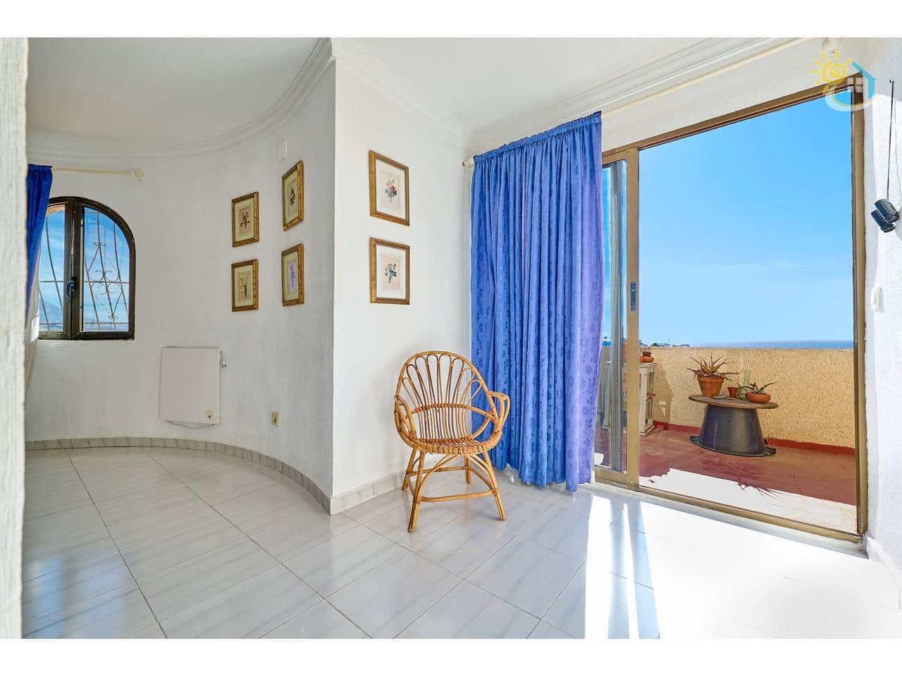 4 slaapkamer Villa te koop in El Campello met zwembad garage - € 650.000 (Ref: 10085341)