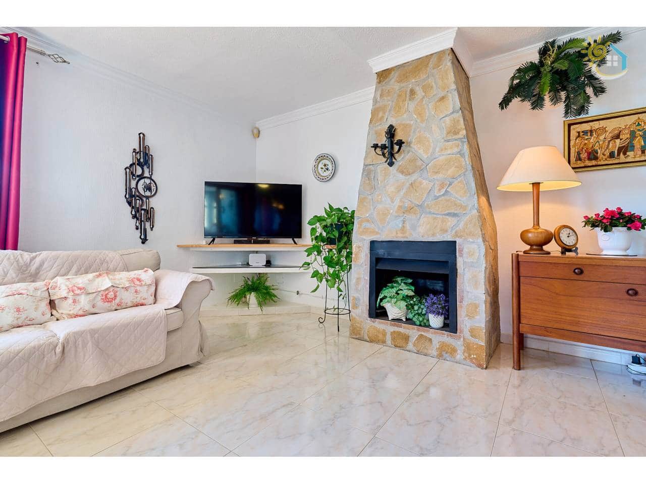 4 slaapkamer Villa te koop in El Campello met zwembad garage - € 650.000 (Ref: 10085341)
