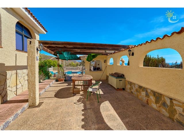 4 slaapkamer Villa te koop in El Campello met zwembad garage - € 650.000 (Ref: 10085341)