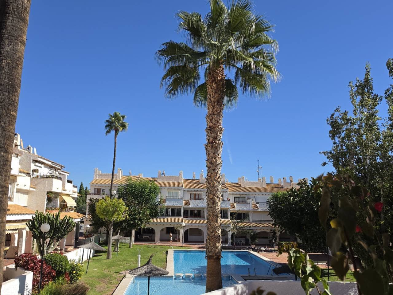 Apartamento de 2 habitaciones en El Campello en venta con piscina - 259.950 € (Ref: 10179762)